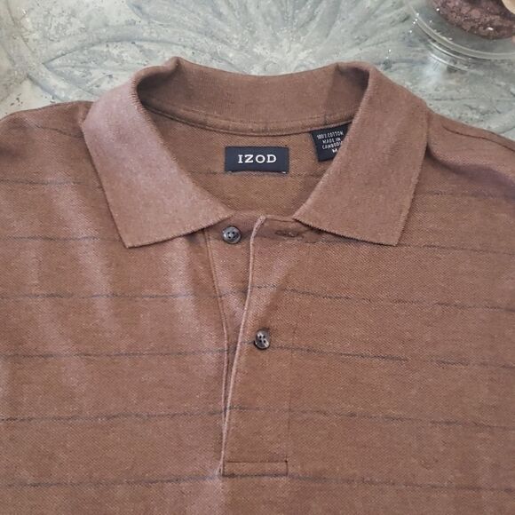 𝅺izod Golf Shirt - Picture 2 of 3